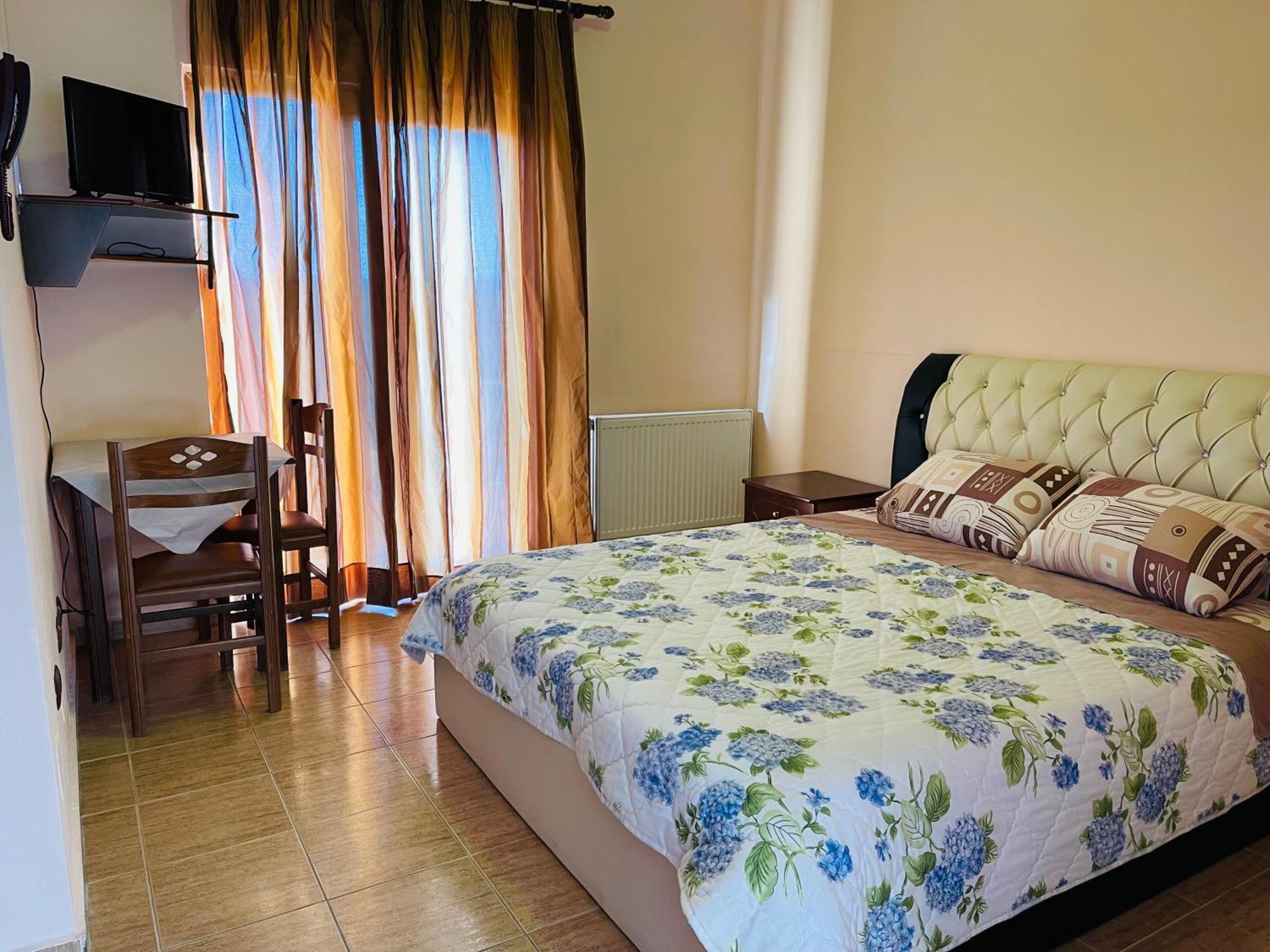 Hotel Paradise Bilisht Εξωτερικό φωτογραφία